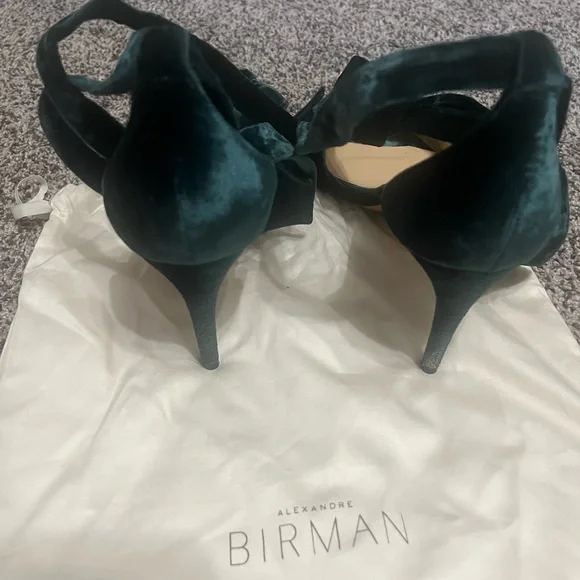 Velvet Bow Accent Clarita Heels - Picture 5 of 8